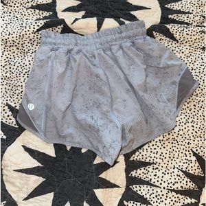 Lululemon Hotty Hot Short Size: 2 2.5 length